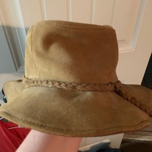 Minnetonka Suede Hat